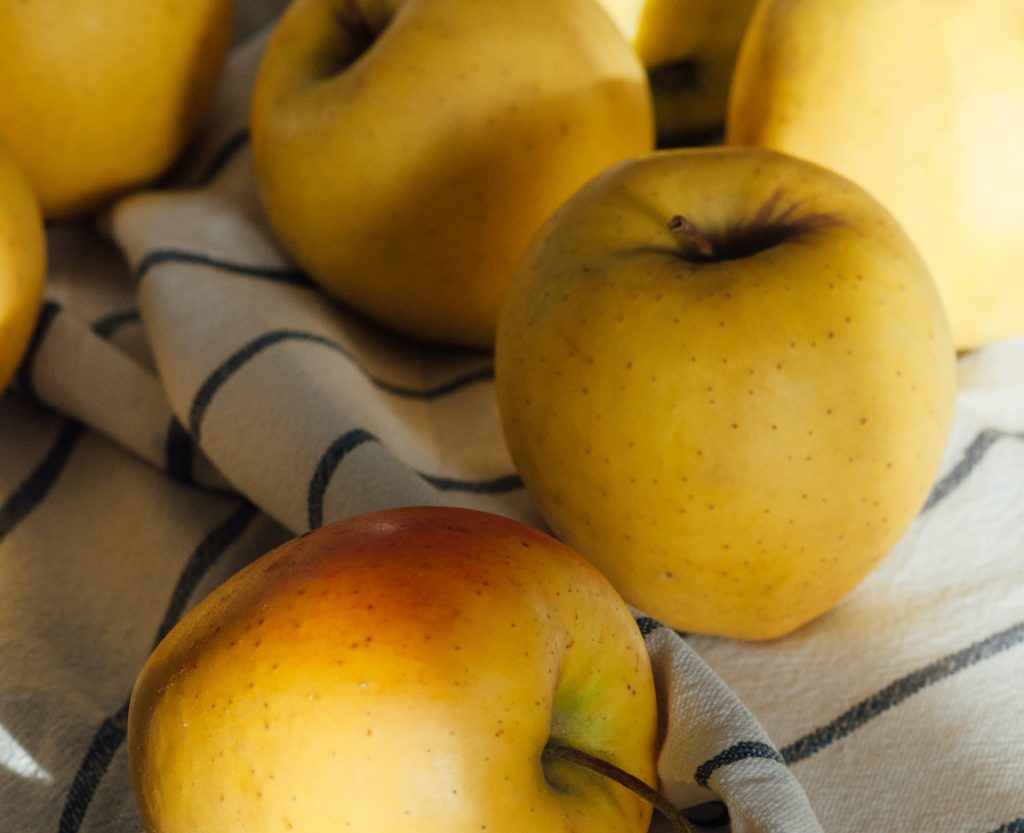 Domaće jabuke za smoothie